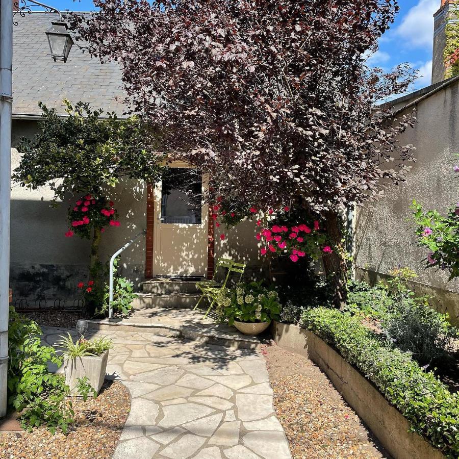 Evasion De Loire Bed & Breakfast Jargeau Exterior foto